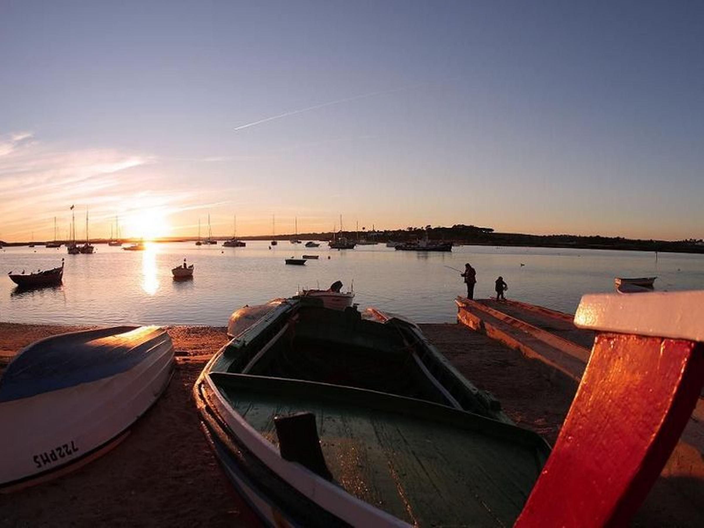 Yellow Alvor Garden Exterior foto